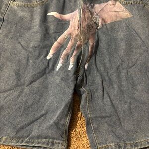 Graphic Jorts